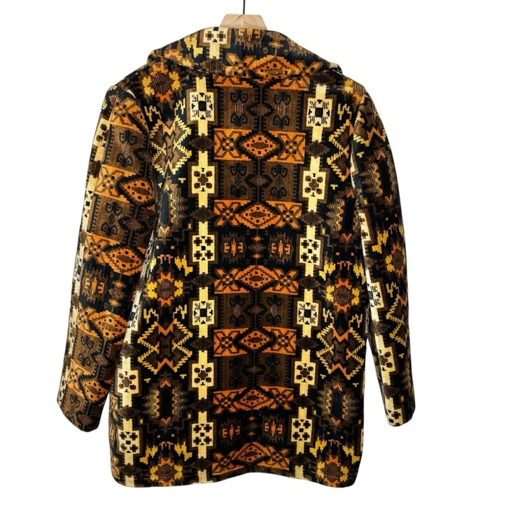 Trego’s Westwear Vintage Aztec/Geometric Print Coat Size 14